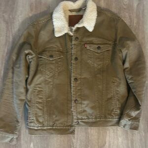 Men’s Levi’s Tan Sherpa-Lined Jacket